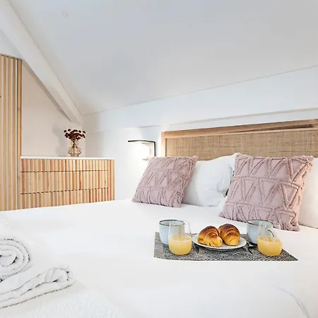 Studio Duplex W Ac Near River Front By Lovelystay
