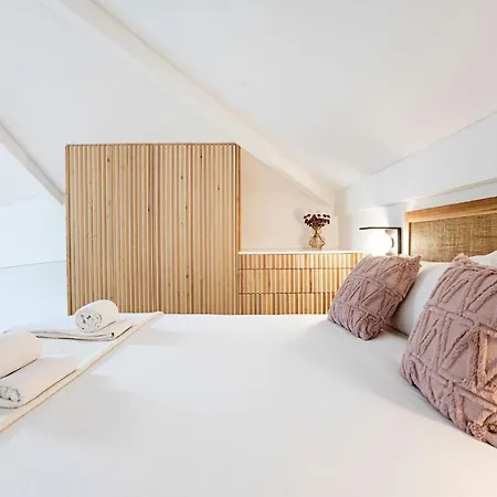Studio Duplex W Ac Near River Front By Lovelystay Apartment Porto